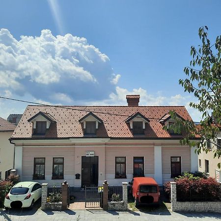 Rooms Cehovin Postojna Exterior photo